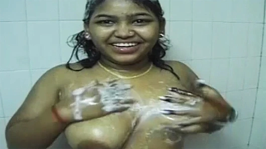 Tombul Hint genç ilk ırklararası porno