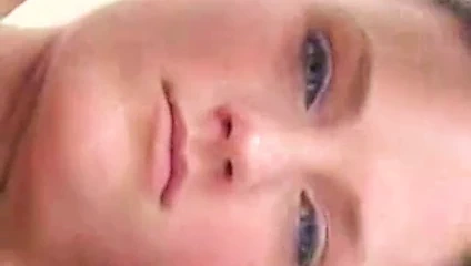 harika Mastürbasyon içinde yatak