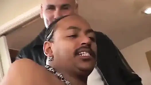 Karımı kulübü: sikişen evli kadın #228