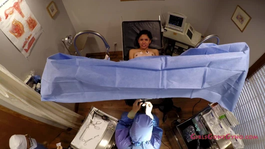 Sorunlu hasta Sandra Chappelle'in çıplak sahneleri, hasta azdırıyor, captivecliniccom'da tüm filmi izle