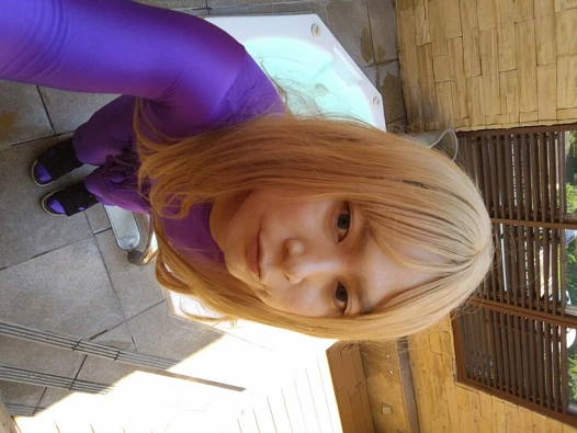 A cross-dressing boy changed from a black swimsuit to purple full-body tights and masturbated comfortably!