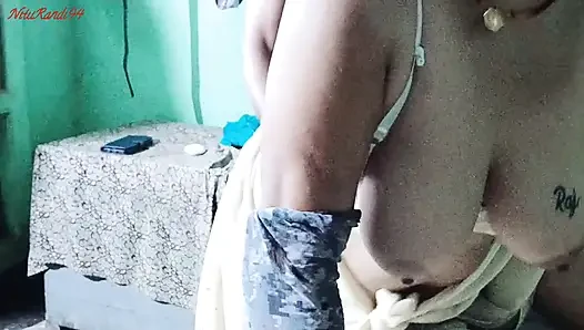 Moti gaand wali behan ki chudai wali Indian Family Sex Video