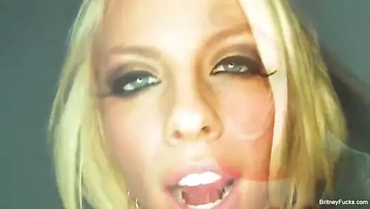 Muhteşem porno britney dalga geçiyor içinde ona freeones gömlek