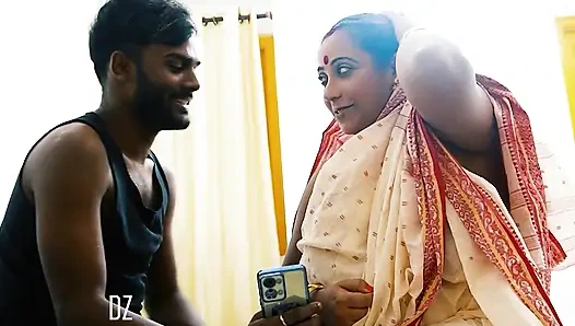 Üvey Anne Kırmızı Elle Yakalandı Ve Desi Tarzında Sikildi