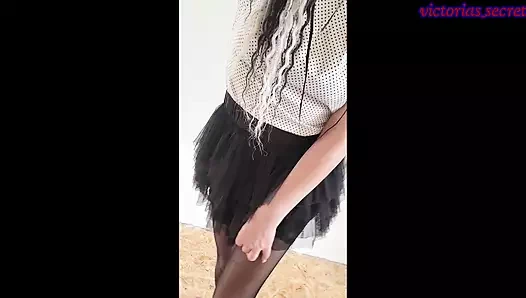 Evli kadın arkadaşını prezervatifsiz seks yapmaya baştan çıkarıyor