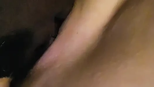 Sıkı ıslak amcığımı em