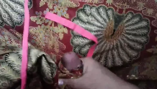 cum on mother in laws lungi with wife peticot