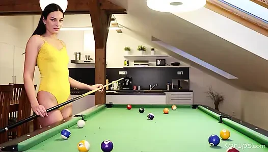 Bilardo masası azdırıyor