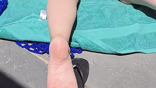 Çıplak itaatkar (yalınayak)