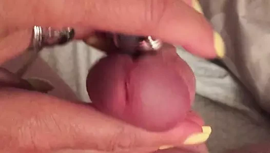 Evli kadın vibratörle mastürbasyon yapıyor