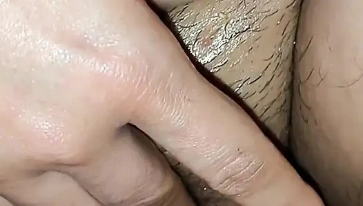 Mısırlı Arap ateşli kovboy kız ıslak amcığı sikiyor