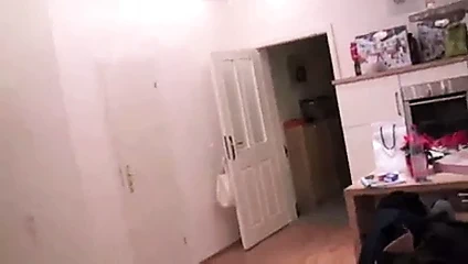 Mega orgazm fuer kaltak Nina!