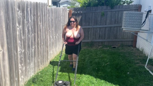 Seksi iri güzel kadın şişman orta yaşlı seksi sürtük, video ve twitter klipleri