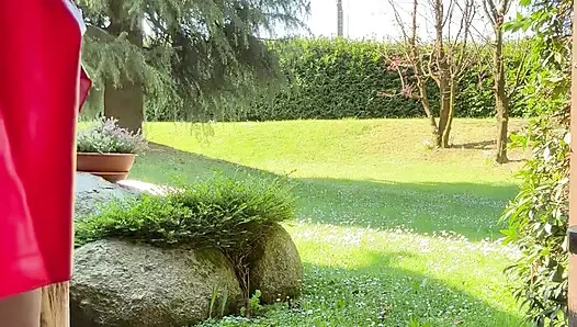 Shemale Kassy54 açık havada götte şişe