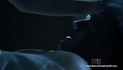 Emma kabini çıplak - göbek altı: altın mil