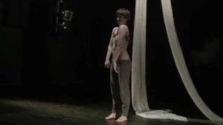 Zietra moller büyük yağlı göğüsleri ile oynamayı seviyor