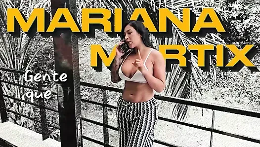 Martix yürüyüşü bölüm ii: Mariana Yeri ve Raul'a yağmurda havuzda çifte penetrasyon yapıyor