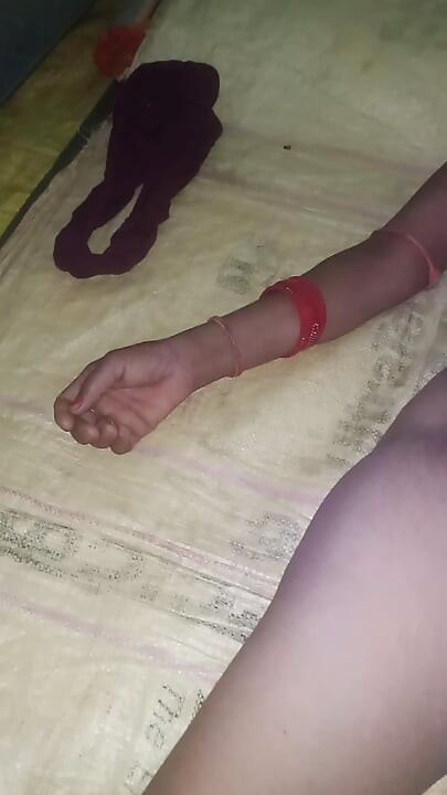 Karımın amını parmaklayıp suyu çıkardım