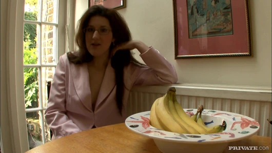 Milf tiffanny sikikleri ona tesisatçı ve sonra gets bir atm yüz