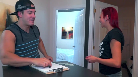 Azgın sakso gırtlağına kadar alıyor