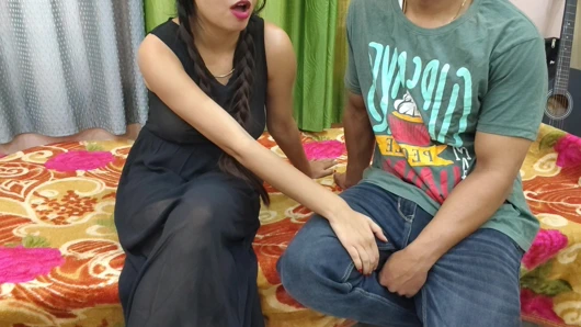 Jija Sali Ki ilk kez romantik seks videosu mera evli kadın ka ke sath ilk kez odam Hintli güzel kadında sikiliyor