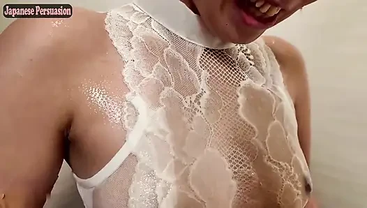 Sel uyarısı minyon güzellik bu gece derin bir döllemeyle biten her şeyi teklif ediyor ve kayganlaşıyor