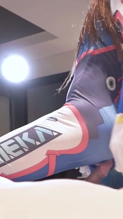 Overwatch D.va Handjob ve sikilme, Hentai Cosplayer crossdresser ladyboy | Bölüm 2