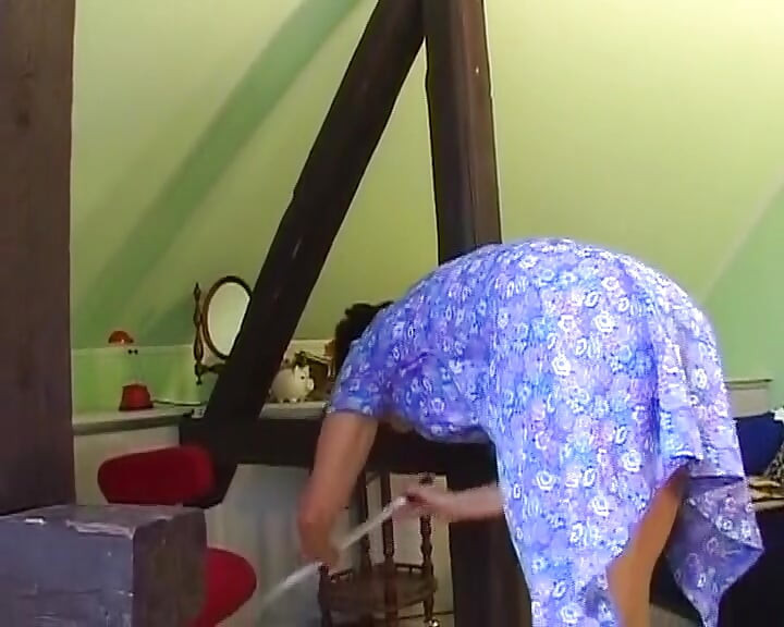 Alman nine büyük yarağı her şeyden çok seviyor
