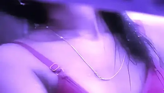 Çıplaktan b'ye en seksi banyo tek başına edepsiz