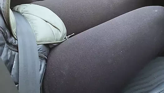 Adım anne arabada yemek yerken tozluk içinden becerdin