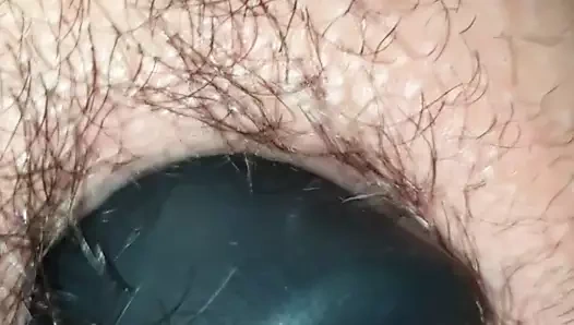 La chatte bien juteuse de ma femme vibre