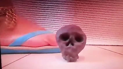 Zombi ezildi ve ezildi