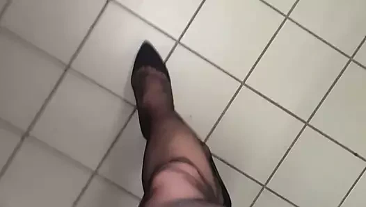 Dışarı ve azgın hissetmek hakkında! x