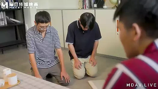 Modelmedia Asia - bir evli kadının fedakarlığı: amcık kredisi