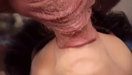 Mürekkepli tatlı kız yakın çekimde götünü siktiriyor