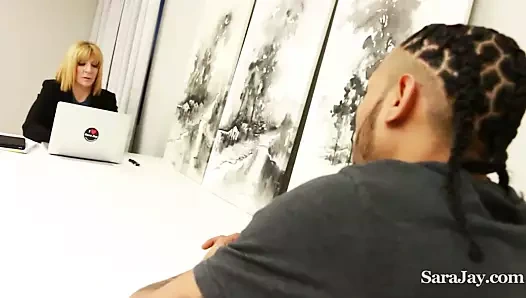 Pawg ofis puma sara alakarga onun sert horoz iş arkadaşını sağıyor!