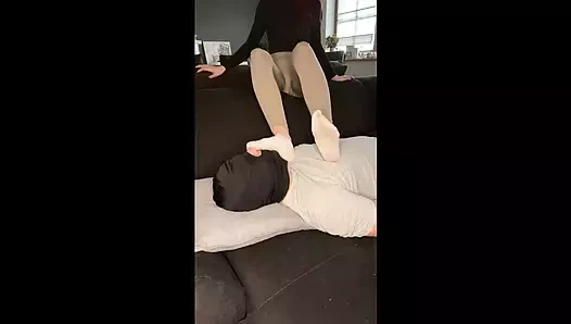 Köle kokulu beyaz nike çoraplarım ve ayaklarım