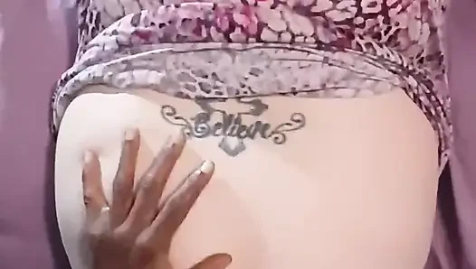 Özensiz lynn büyük ıslak ve sulu