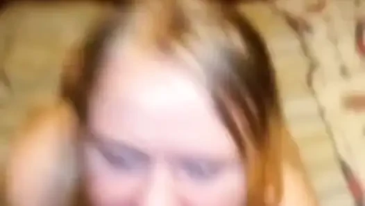Evli kadın dölleme ile sikişiyor