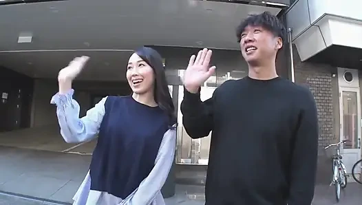 Mina Sakura Seksi Komşu Karısından Baştan Çıkarıcı Amcık Teşhiri