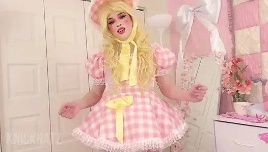 Kadın kılıklı ibne sürtük baba istiyor