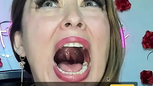 İçimdeki kamera!! Büyük dinozorları yutuyorum ve gırtlağına kadar alıyorum!