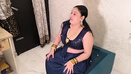 Güzel Hintli genç kız prem hardcore seks ile sikişiyor