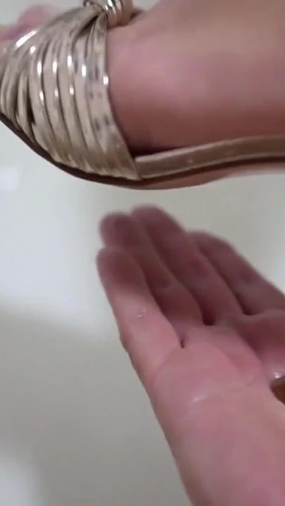 Ellerinde küvete bas | Klip 2