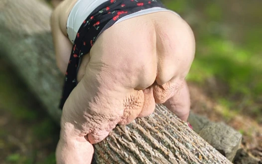 Bay Grey benim götüm yeterince büyük ve amcığım eno'ya sıkı