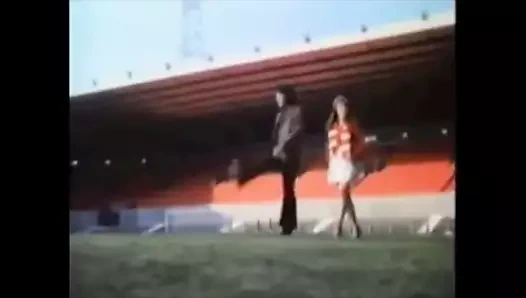 Paula wicox seksi bacaklar