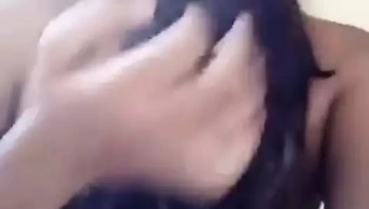 Swathi boob n meme ucu gösteri