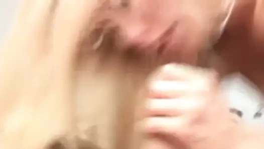 amatör cassie deneyler ile bir oral seks ve twinks