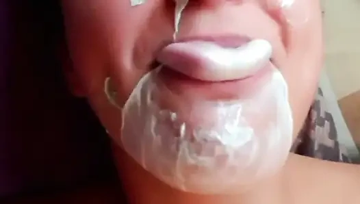 Sticky Bubblegum Facial - Nude POV - Bunny Looner