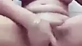 Açık havada kız içinde kamu pikap ve cum. model